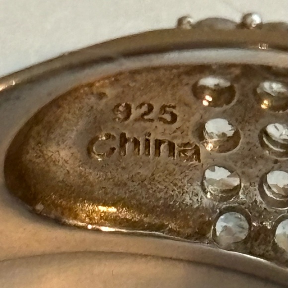 Amethyst and White Topaz Ring, JVC - Picture 6 of 6